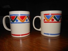 2 mugs publicitaires MOBIL en céramique vintage