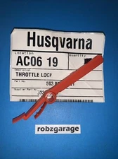 OEM HUSQVARNA 123 233 241 322 323 324 325 326 327 THROTTLE LOCK 503878001 —B55