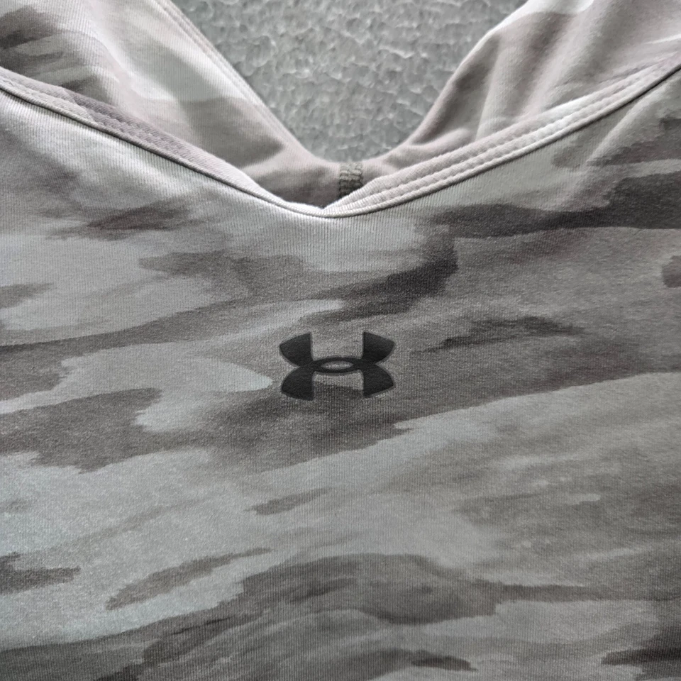 Under Armour Roupa Ativa Feminina Top M Cinza Camuflado Regata Acolchoada Studio Lux - Imagem 4 de 4