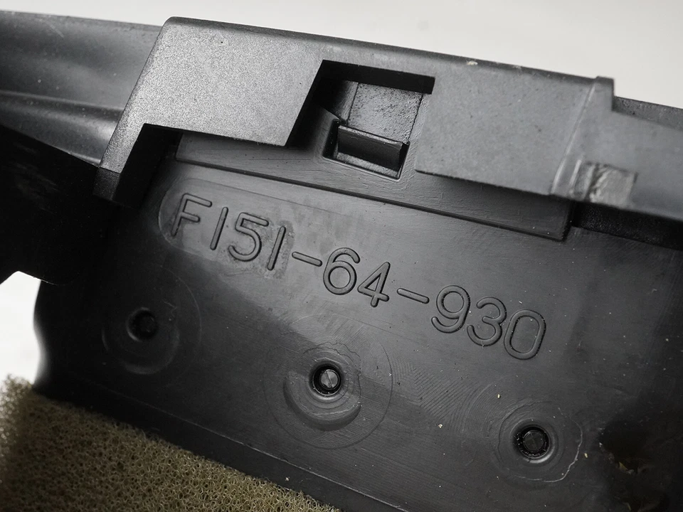 2004 - 2008 Mazda Rx8 Grille Hvac Air Vent Nozzle Heater Temperature Dash Oem - Image 4 of 4