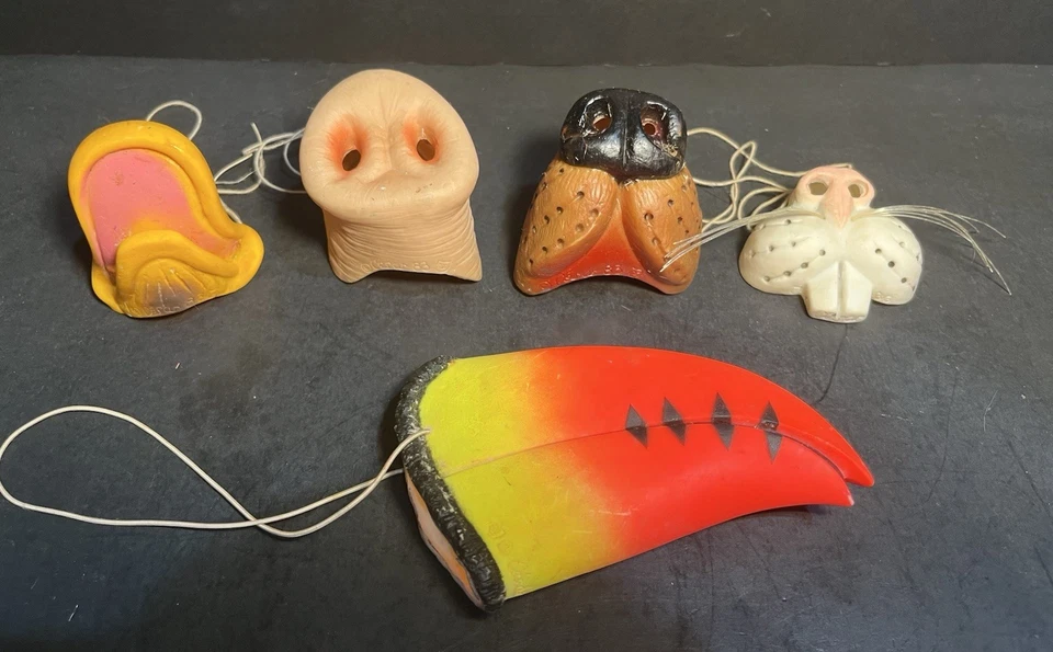 Lote De Colección César Años 80 Máscara Nariz de Goma Dientes de Vampiro Halloween Disfraz Vestir Foto 2 de 4