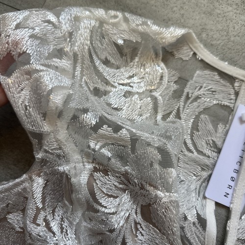 Abito elegante bianco midi in rilievo Baltic Born Jaqueline - Medium nuovo con etichetta - Foto 5 di 7