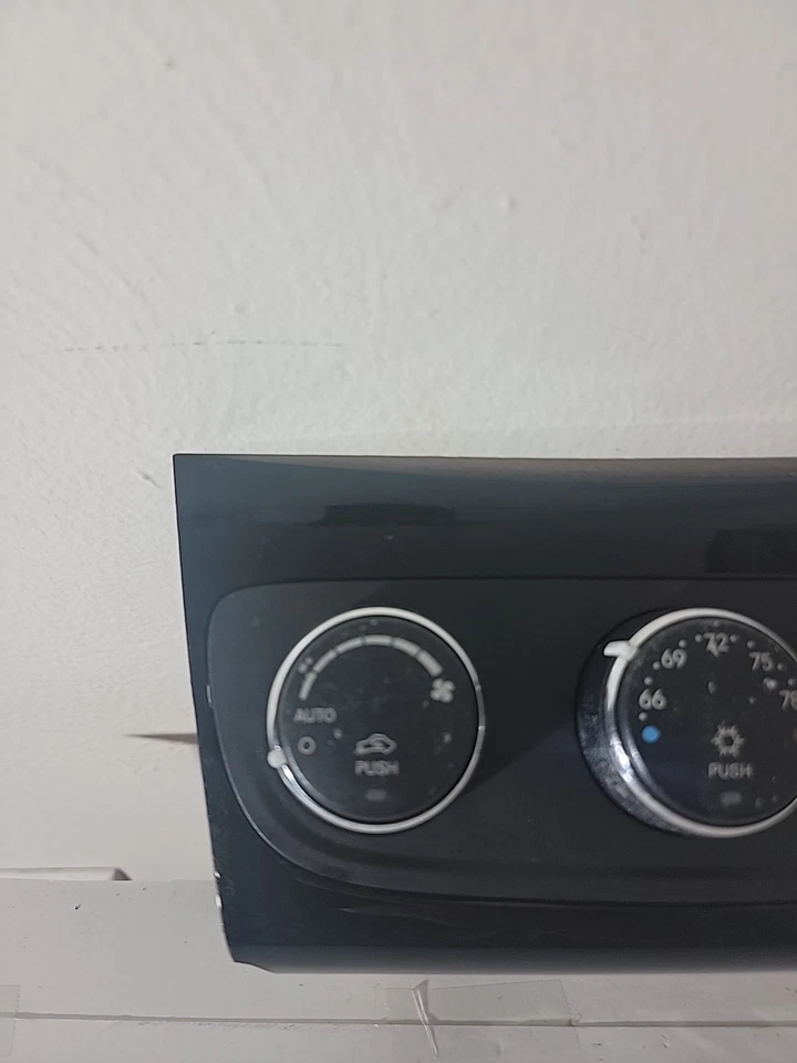 Chrysler 200 Dodge Avenger calefacción climatización 2011 2012 2013 2014 Foto 2 de 4