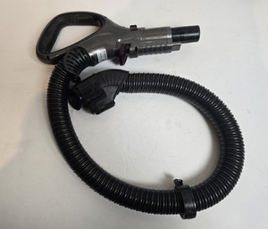 NV680UKT 40 Düsenschlauch Bordeaux Original Shark Staubsauger - Ersatzteile