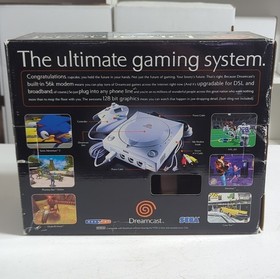 SEGA Dreamcast HKT-3020 Console White w/ Box, 2 Controllers, 4 Games