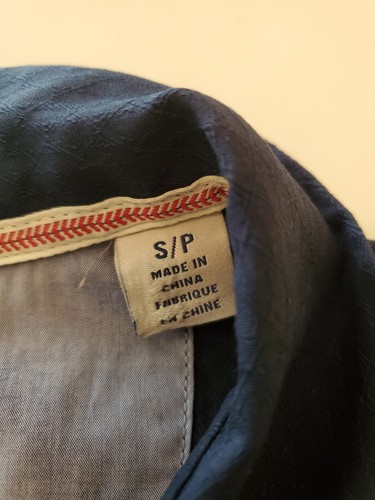 Atlanta Braves Tommy Bahama Camp Shirt Small - Picture 5 of 10