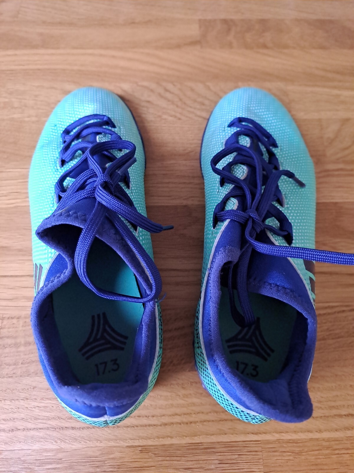 adidas traxion football shoes