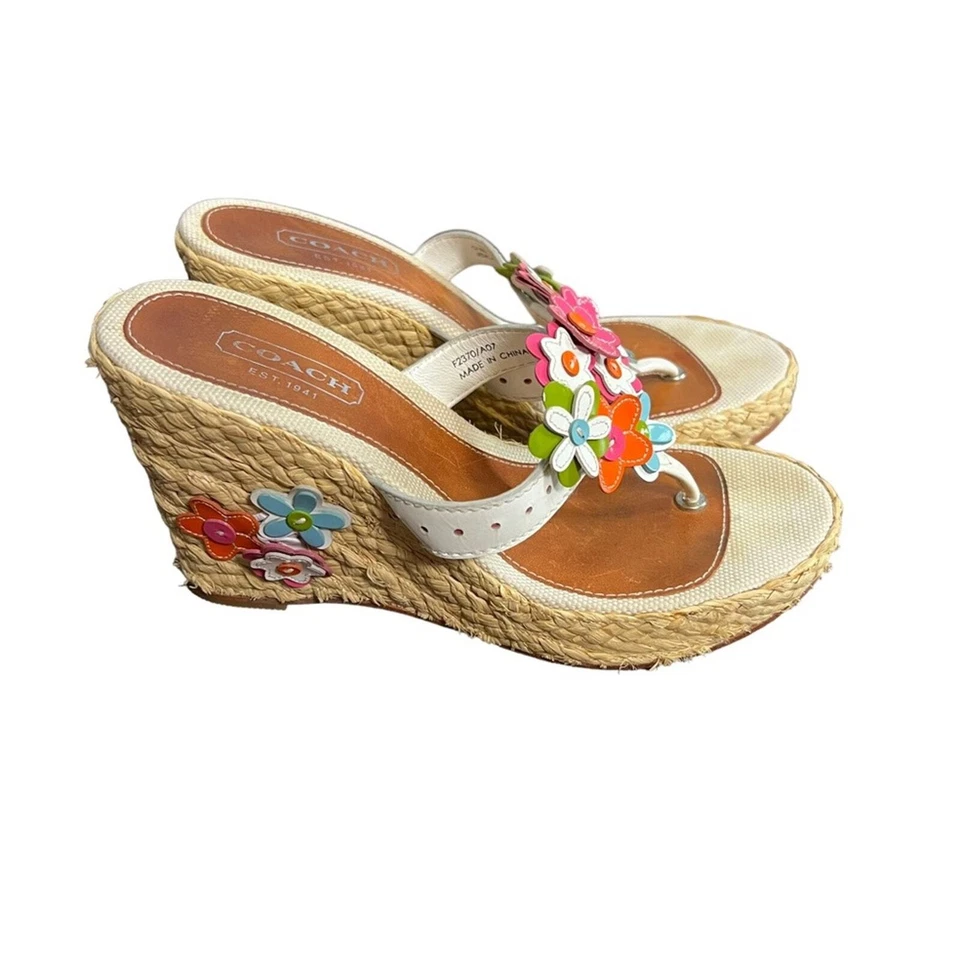 Coach Floral Cuero Aplique Jesica Tanga Plataforma Deslizable Alpargata Tacones de Cuña Foto 3 de 4