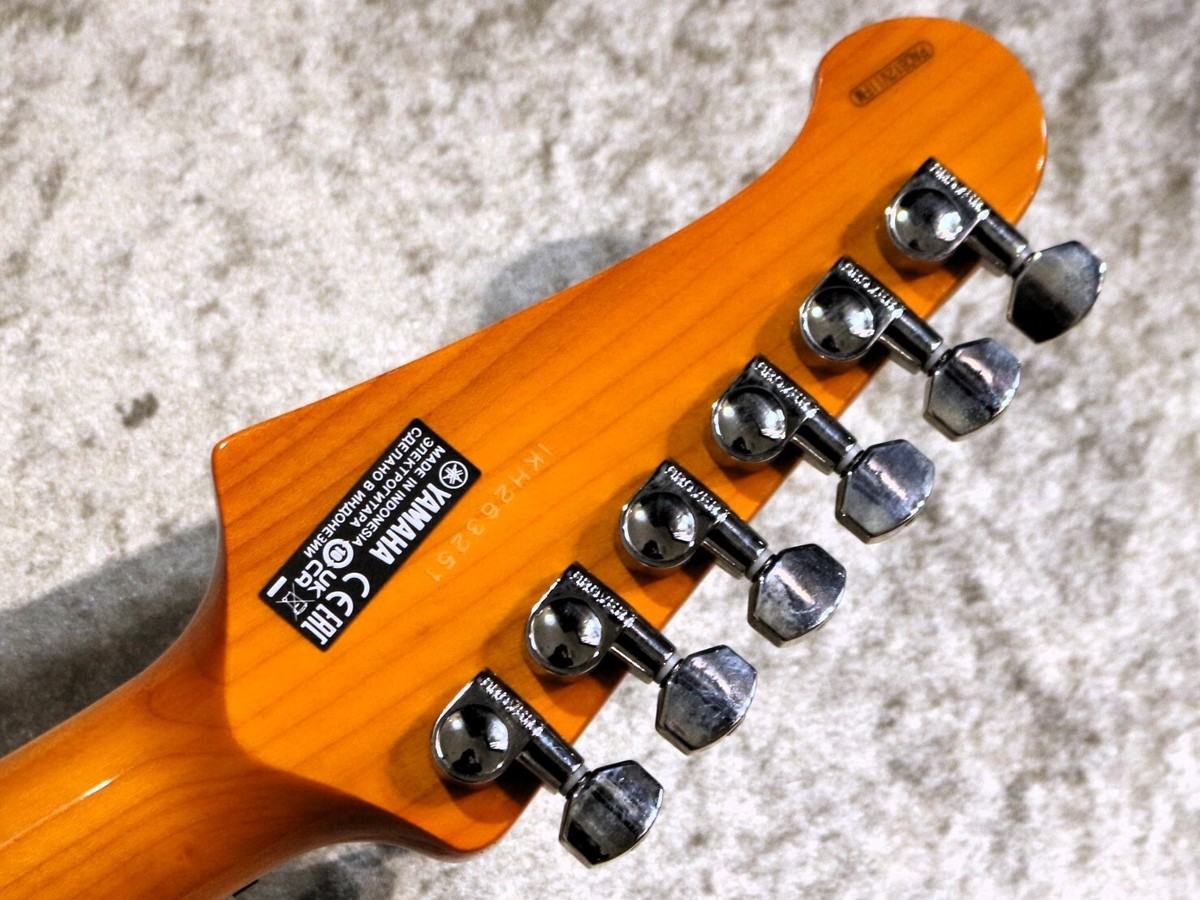 Yamaha PACIFICA PAC612VIIFM Electric Guitar - Translucent Yamaha PACIFICA PAC612VIIFM Electric Guitar - Translucent