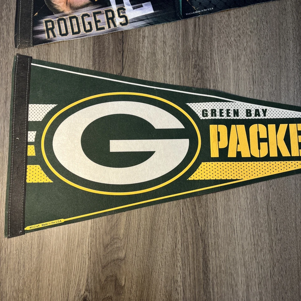 lot of 2 Green Bay Packers/Aaron Rodger’s pennants - Image 4 of 4