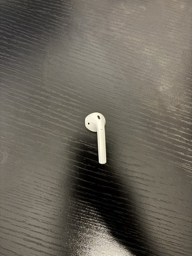 Apple AirPod (2nd Generation) – Left Side ONLY | AUTHENTIC + FAST SHIPPING!!! - Picture 3 of 4