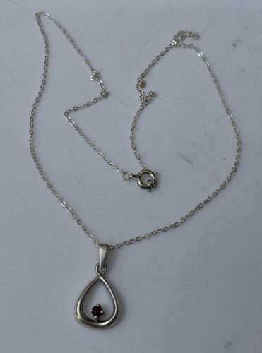 Sterlingsilber 925 fein zart Birnengranat Anhänger Halskette & 16"" Kette