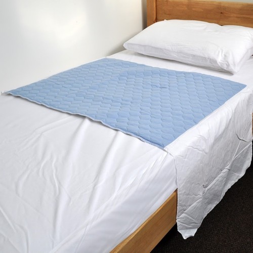 Kylie 2 Litre, Re-Usable Bed Pad, Incontinence Sheet 91 x 74 cm (36" x 29") Blue - Picture 2 of 4