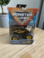 Authentic Spin Master 2020 Monster Jam Monster Truck Queen Bee - New Sealed