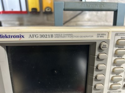 TEKTRONIX AFG3021 ARBITRARY/FUNCTION GENERATOR, 25 MHZ, 250MS/S  