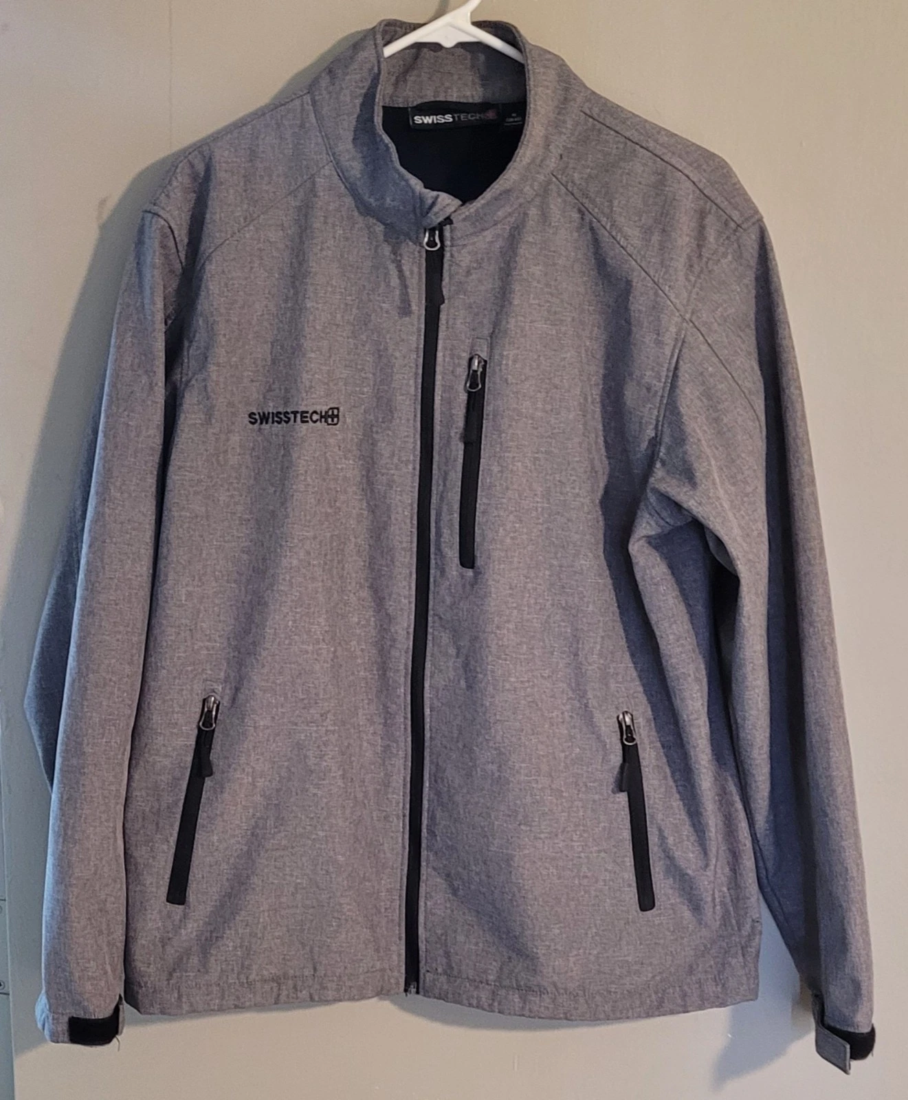 Swiss Tech Men's Lightweight Lined Gray Soft Shell Jacket Zip Casual M 38-40