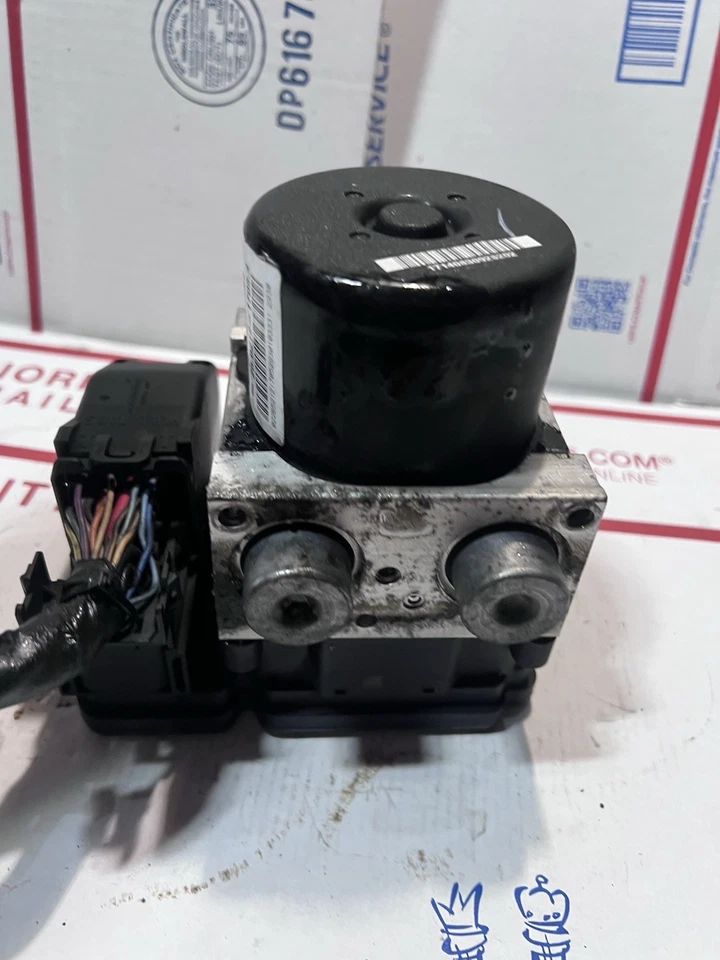 Conjunto de bomba módulo de control de freno antibloqueo ABS 2011-2016 Cadillac SRX 22752525 Foto 4 de 4