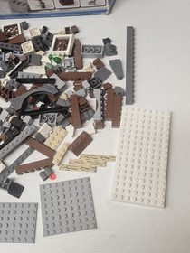 LEGO Harry Potter: Shrieking Shack (4756) Incomplete With 2 Mini FIGS And Rare