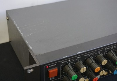 Tascam PE-40 Vintage Parametric Equaliser 4 Channel Rack Mount