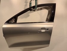 Porte avant et accessoires Ford FOCUS
