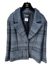 Authentic Chanel 100% Wool Outer / 100% Silk Lined Jacket Size 42 (M)