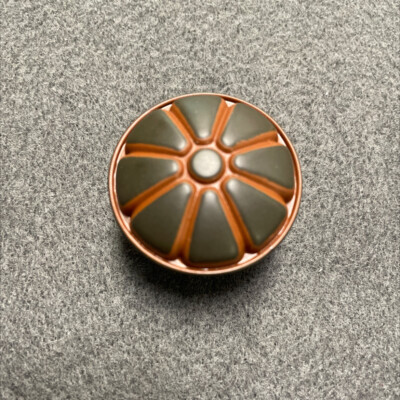 (12 Pack) 1-3/8''  Round Deep Cut Flower or Spoked Design Rust and Bronze Finish