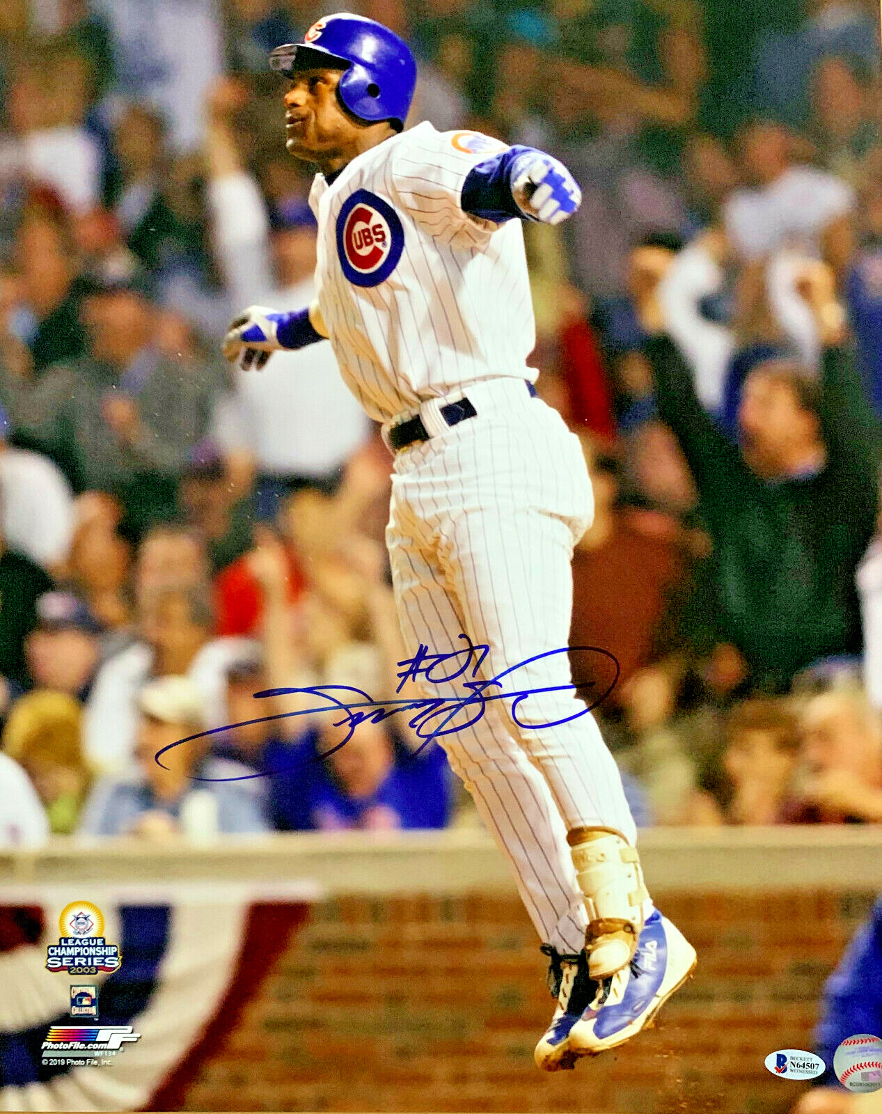 Sammy Sosa Autographed Signed Chicago Cubs 11 x 14 Photo HR Jump - Auto Beckett BAS Witness 