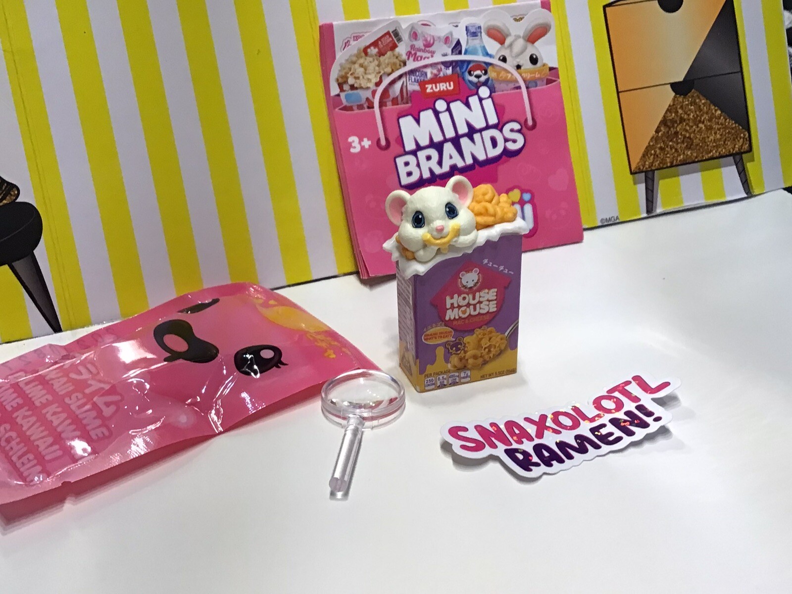Mini brands Kawaii RARE HOUSE MOUSE MAC AND CHEESE