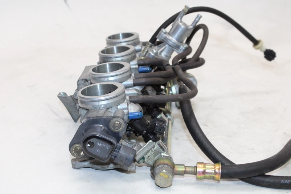 01-06 HONDA CBR600F4I OEM INYECTORES DE COMBUSTIBLE PRINCIPALES / CUERPOS DEL ACELERADOR Foto 4 de 4