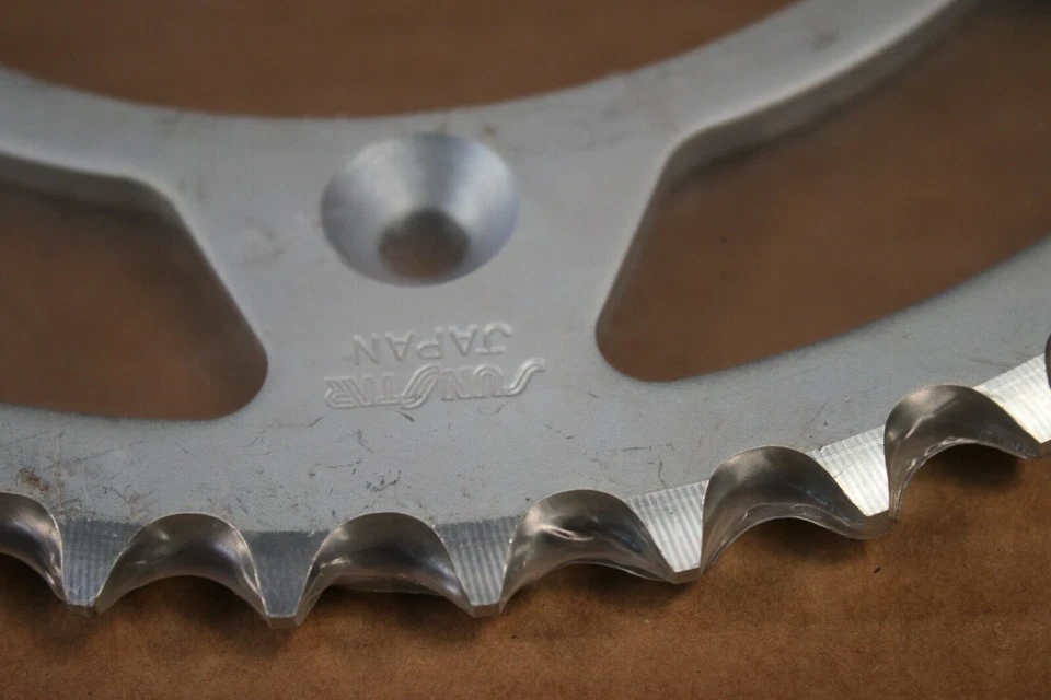 New Sunstar Sprocket 2-368549 520 49T Yamaha TTR 250 WR 500 YZ 125 400 Rear — 第 2/4 张图片