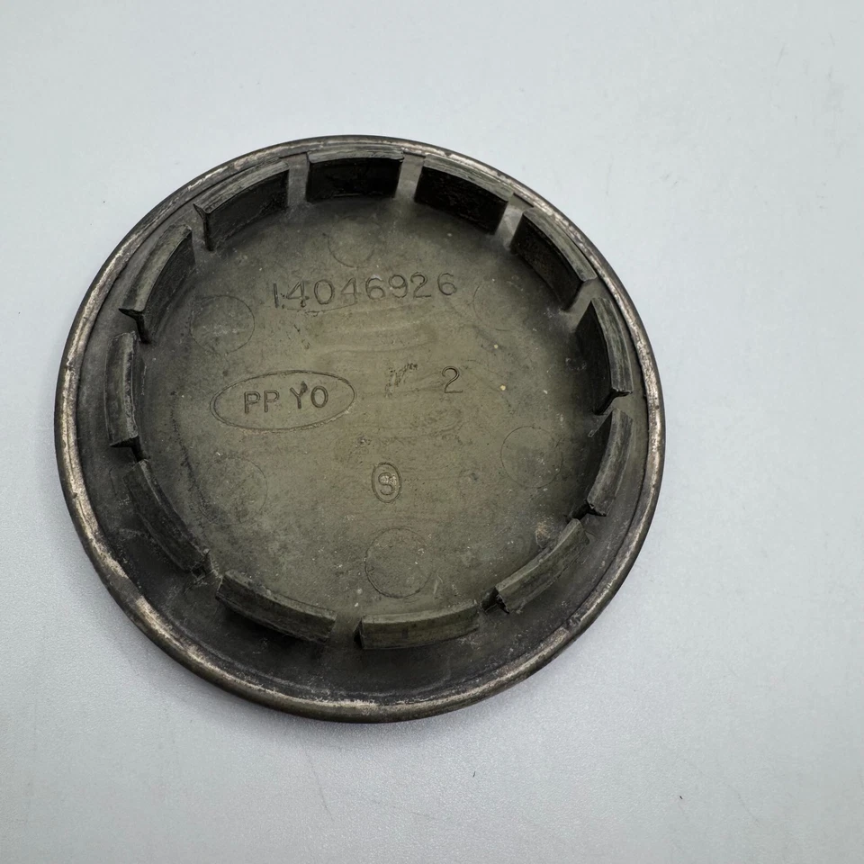 OEM 1986 1987 1988 1989 1990 Chevrolet Corvette C4 Wheel Center Cap 14046926 Foto 4 de 4