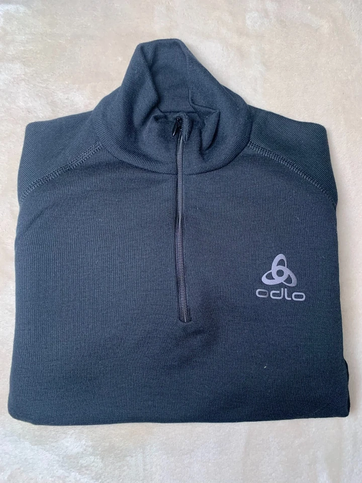 Odlo Women’s Black ¼ Zipper Front Pullover Size S Small - Imagem 4 de 4