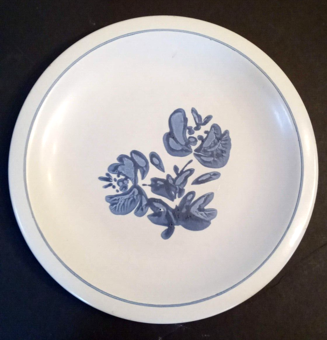 Pfaltzgraff Yorktowne Large Dinner Plate 10.25 inch Blue Floral Pattern READ