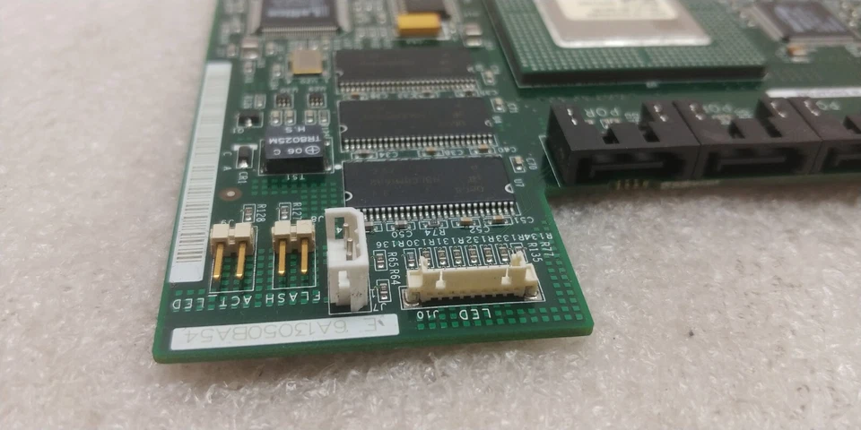 Adaptec SATA RAID Controller Card 64MB 6Port 2610SA AAR-2610SA/64MB/DELL4 FR SHP - Image 3 of 4