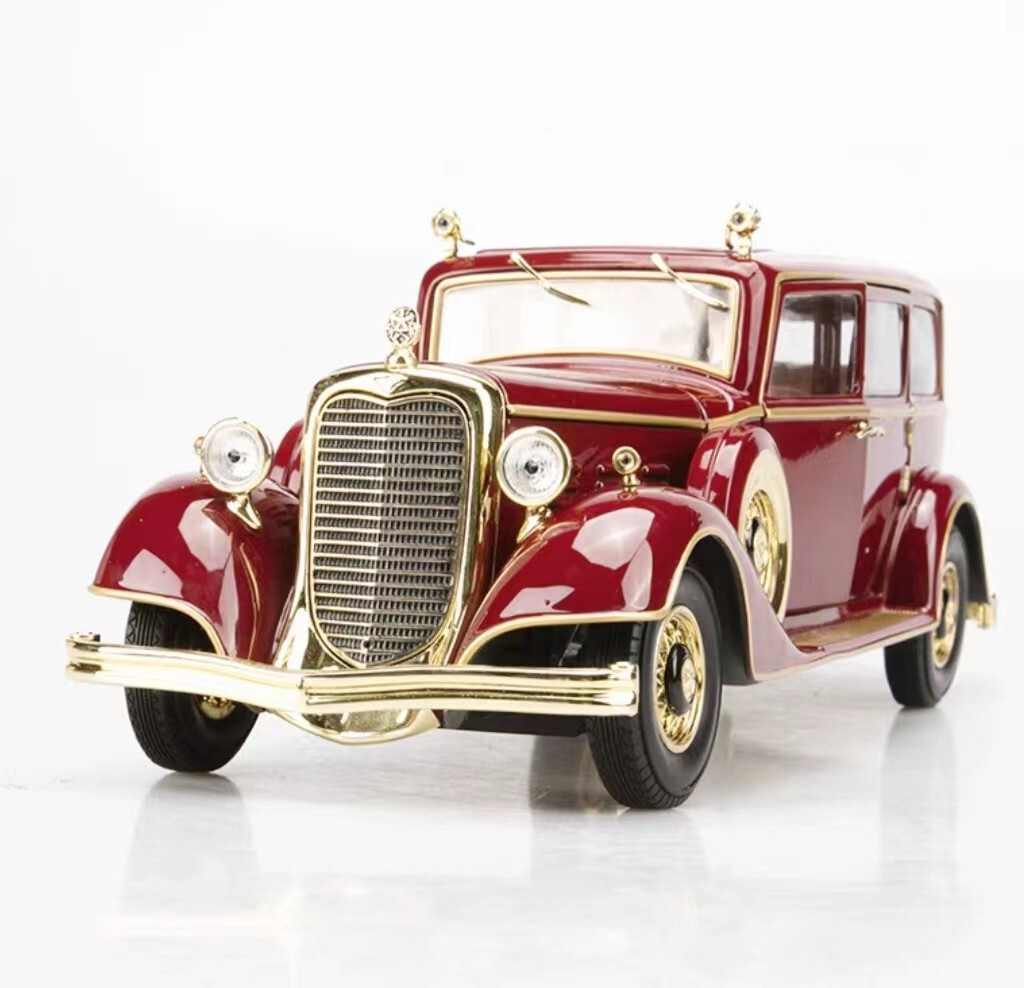 サンスター 1/18 キャデラック DELUXE TUDOR 1/18 Cadillac Deluxe Tudor 1932 Diecast Fully-opened model