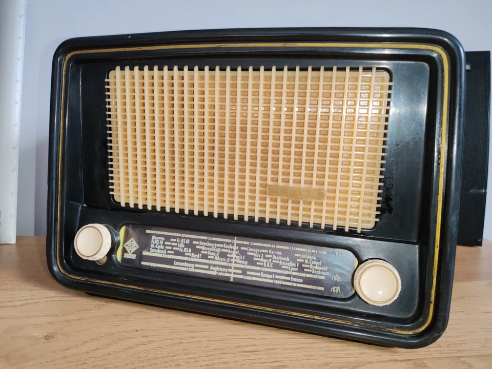 Ancienne Poste Radio Tsf Telefunken Opérette Années 40 Bakélite Noir - Photo 2/4