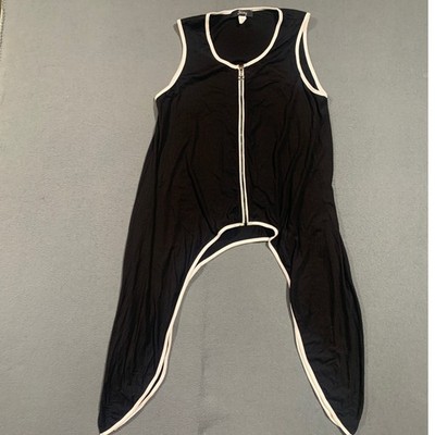 Ever Sassy Women's S Black White Zip Front Sharkbite Hem Sleeveless Top Unique