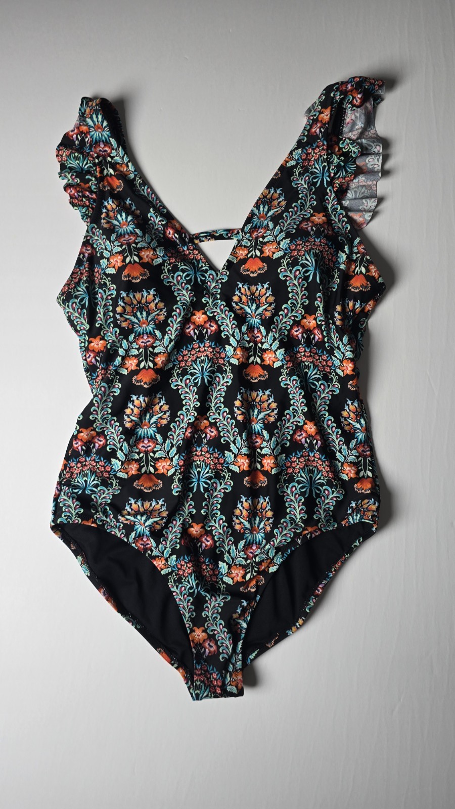 Jessica Simpson Swimsuit Women's XL One Piece Bathing Suit Swimwear