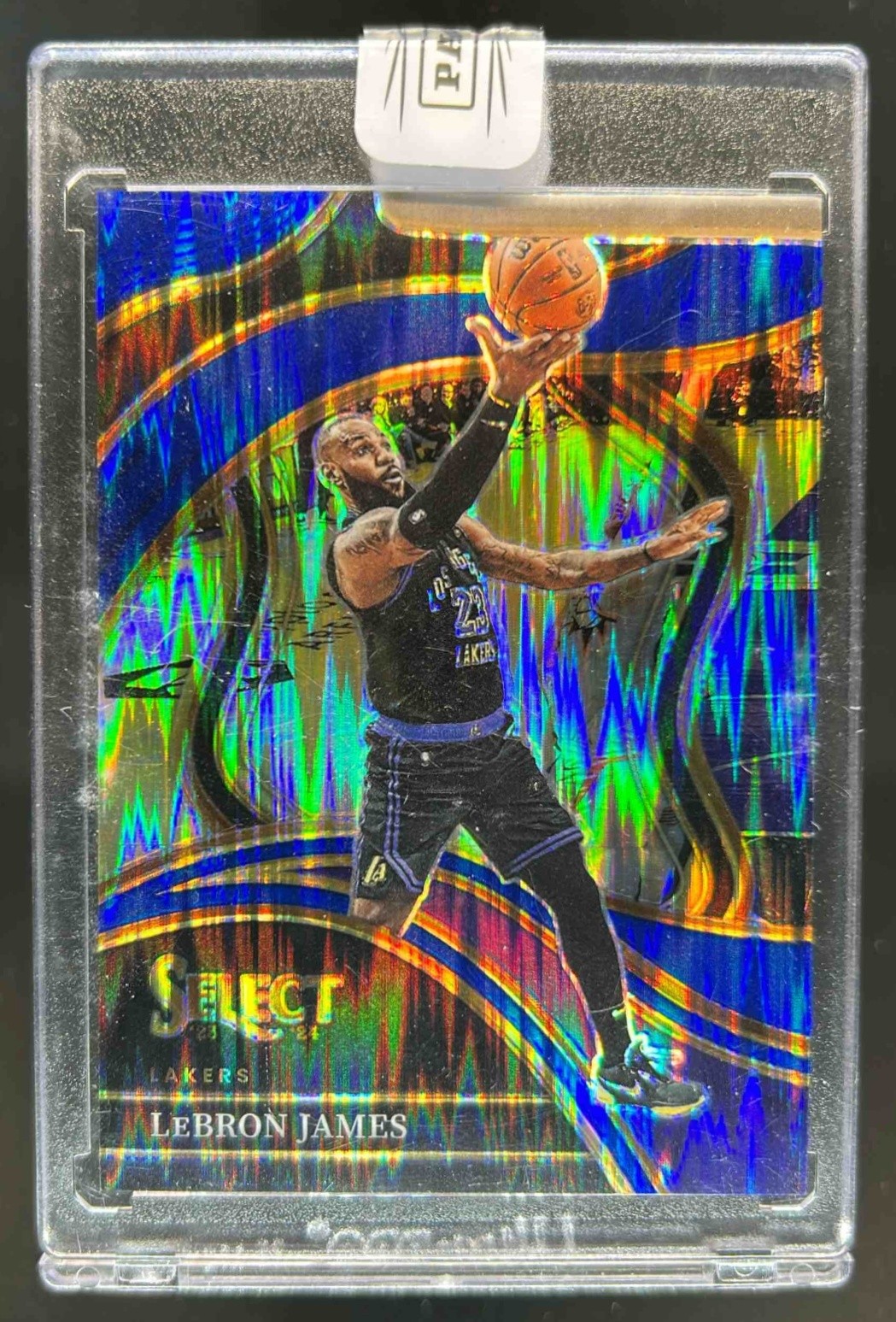 2023-24 Select LeBron James Blue Flash Prizm Courtside #/99 Lakers