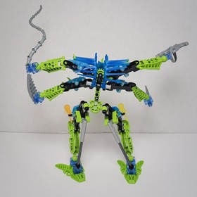 LEGO Bionicle NOCTURN 8935 Barraki 2007 Mahri Nui Loose Complete Box and Manual