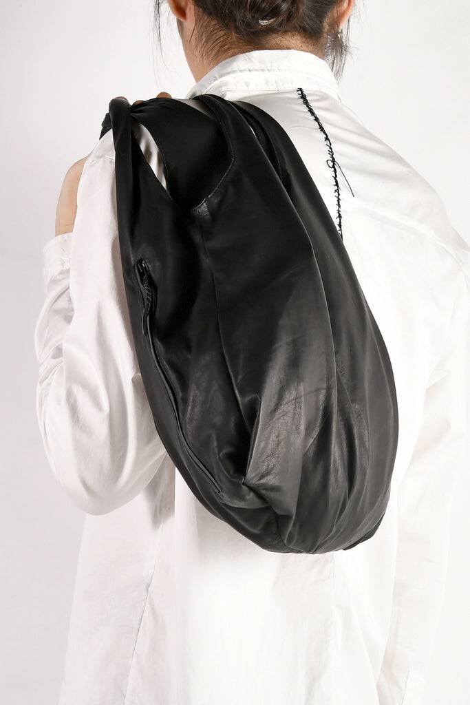 KMRii Hobo Bag 2102-BG02 SUPER BAG02 Sheep Leather 15.4 KMRii Hobo Bag 2102-BG02 SUPER BAG02 Sheep Leather 15.4