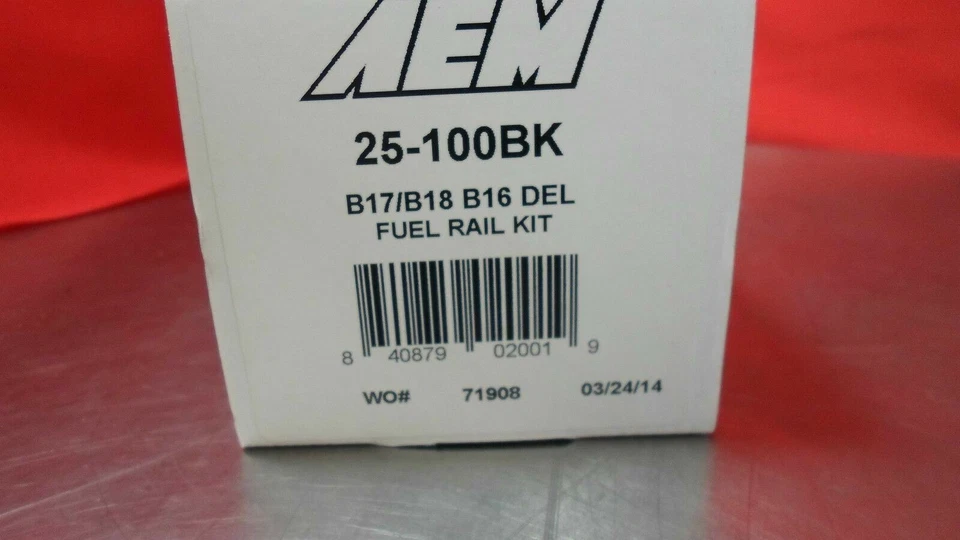 Riel de combustible Honda B16A AEM 25-100BK y regulador de aeromotriz 13129 Foto 2 de 3