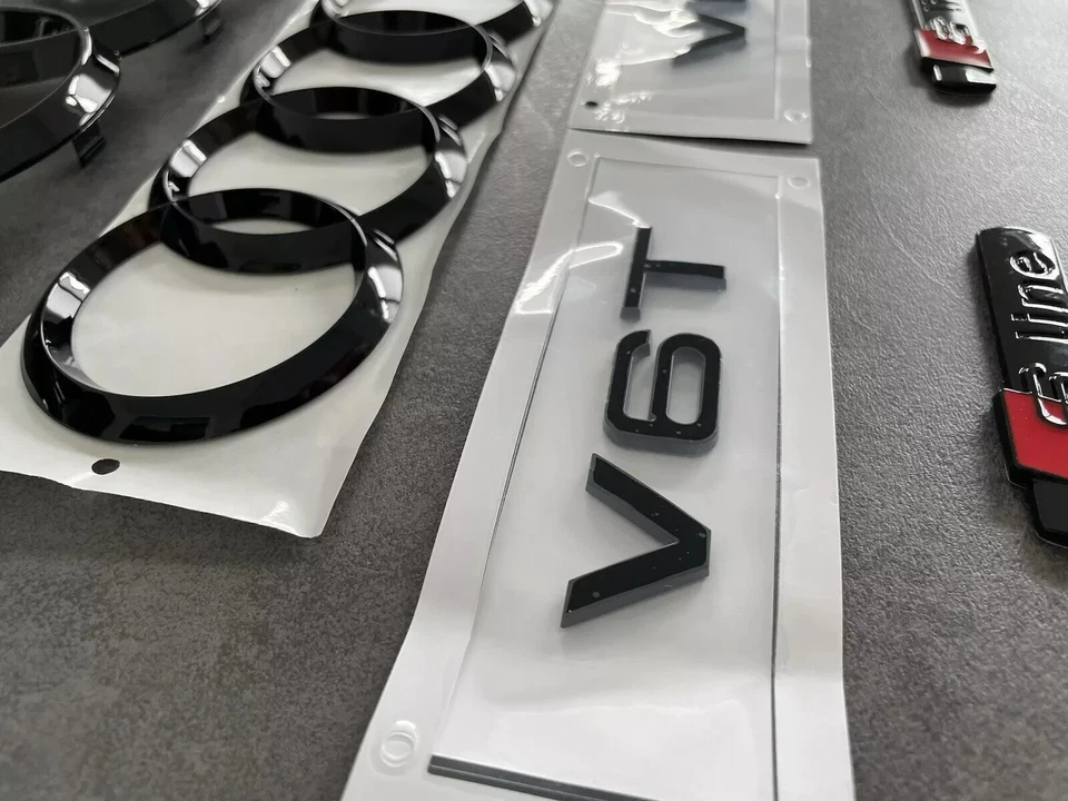 Audi rings logo emblems Sline black gloss Q5 SQ5 year 2008-2017 also fits A6 4G - Image 4 of 4