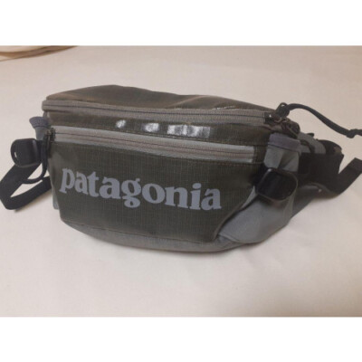 patagonia Black Hole Waist Bag 2L Gray [Used VG Scratch patagonia Black Hole Waist Bag 2L Gray [Used VG Scratch