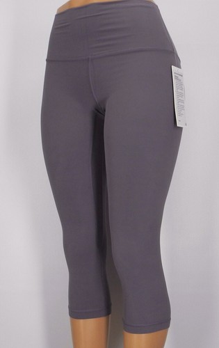 NEW LULULEMON Align Crop 21\