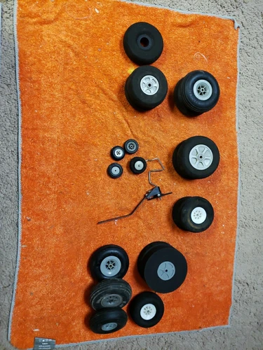 Lot Of 5 Pairs Of Tires - 2.0" To 3.0" Size Range Plane Wheels