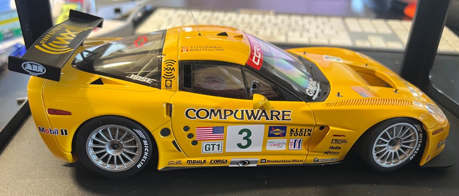 Foto 1 di 8
