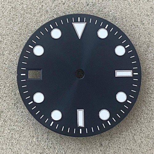 28.5MM 9o'clock Calendar Round Studs Green Luminous Watch Dial for NH35 Movement - Picture 3 of 12