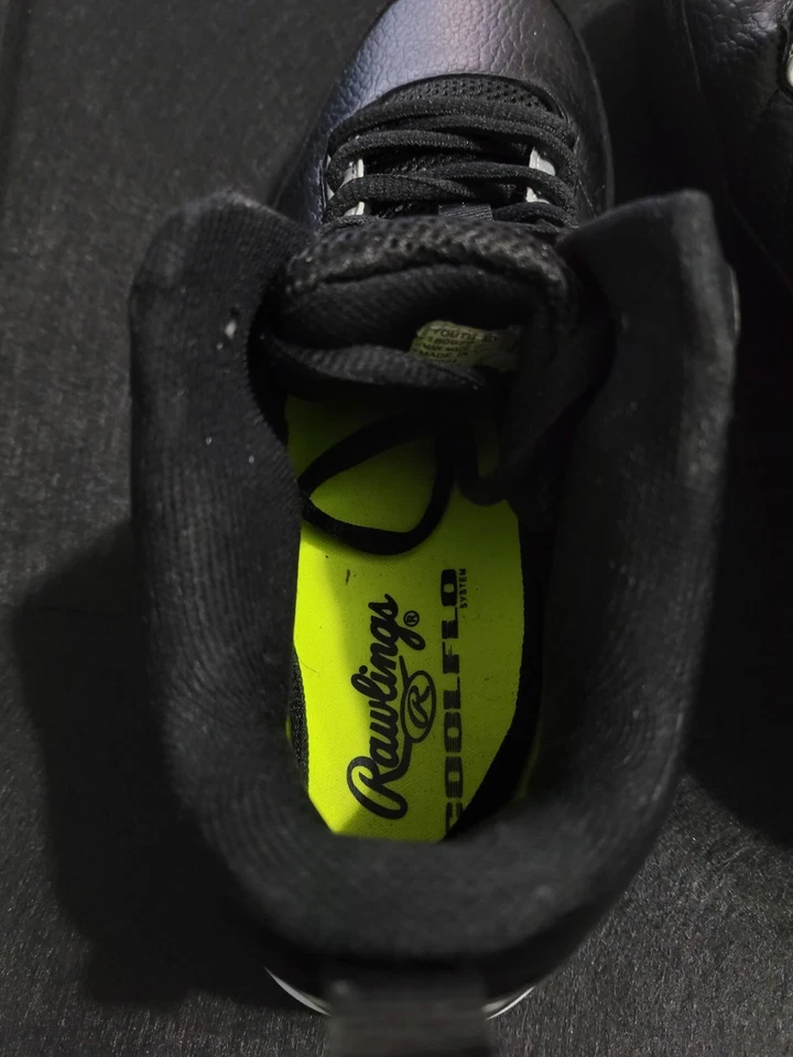 Botines RAWLINGS Cool Flo Tuff Tek YOUTH talla 6D zapatos para niños negros Foto 4 de 4