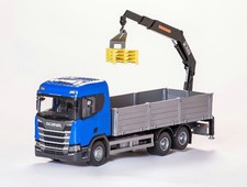 EMEK, SCANIA CR 500 6x4 blu con gru di carico posteriore HIAB, 1/25,  EMEK50604